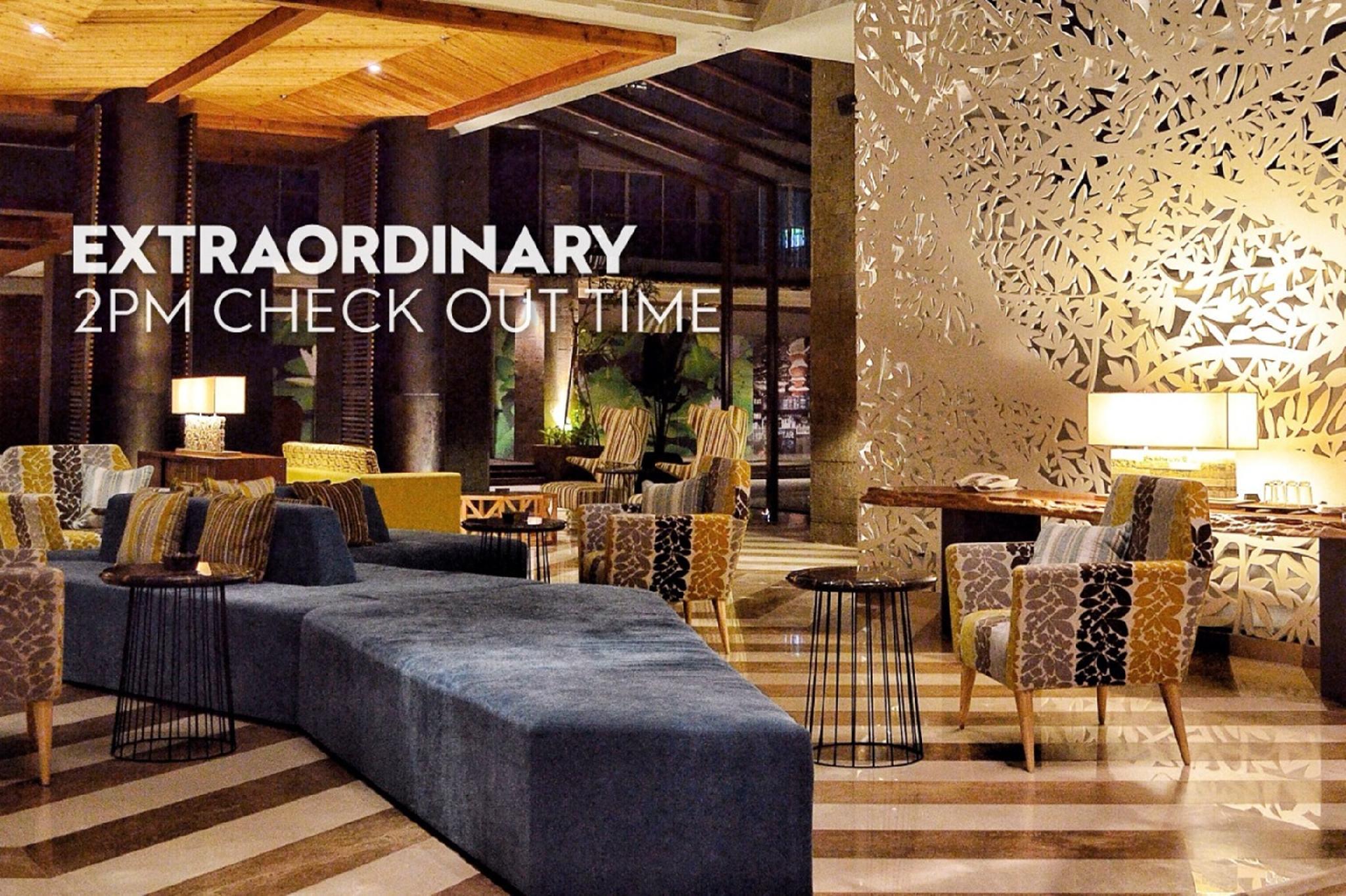 Ts 스위트 스미냑 발리 호텔 세미냑 외부 사진 The lobby of the hotel